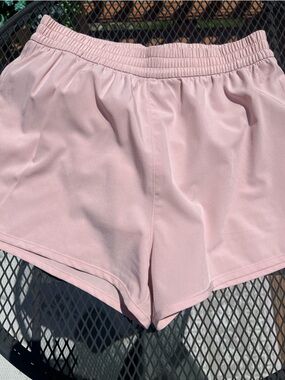 PINK Victoria's Secret Light Pink Athletic Shorts NWOT X-Small